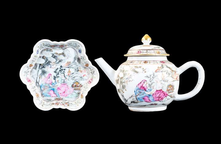 Chinese export porcelain teapot, cover and stand with European subject scene